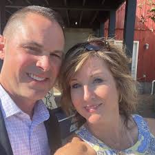 Trim up or down in rough/choppy waters?