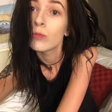 Alyssa Lamb's Instagram, Twitter & Facebook