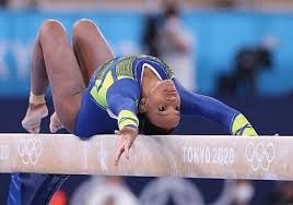 She finished third on the uneven bars (14.233) and second on the balance beam (13. Aqyxufgniurjnm