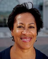 Lisa White's Instagram, Twitter & Facebook