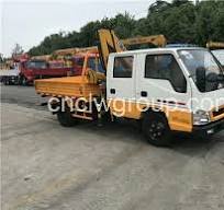 JMC 4x2 Boom Truck with XCMG 2 Ton Knuckle Crane