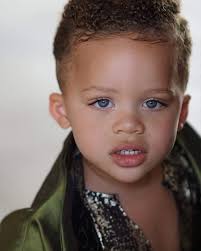 Our 2 year old girls and prince 👑