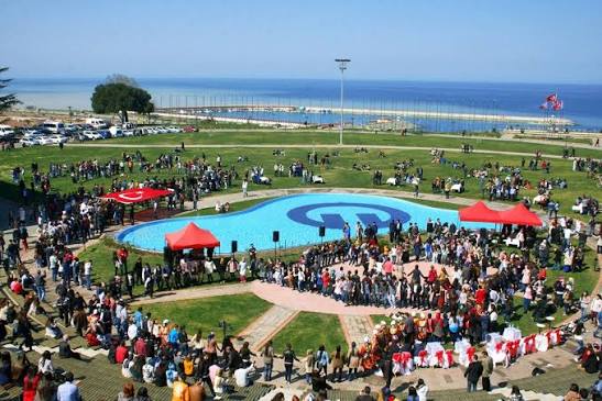 Karadeniz Üniversitesi ve Öğrenci Yaşamı Hakkında Bilgiler | Yurtlar Burada