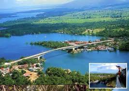 Puente En Rio Dulce Izabal Guatemala Travel Beautiful Places To Visit Puerto Barrios