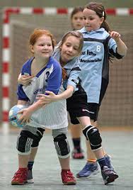 Fuente wikipedia, pero me fije en varias págs. Balonmano Wikipedia La Enciclopedia Libre