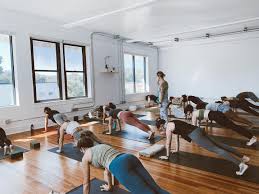 Yoga vie studio is a full service studio with classes, workshops and store offering a variety of yoga classes to suit. The Collective A Wellness Studio Brings Yoga And Meditation To 4th Street St Pete Rising