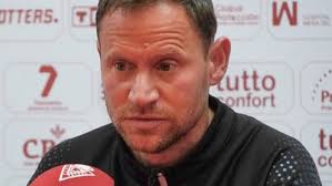 Mario Simón: "Firmo que el Murcia esté en 1ª RFEF el año que viene y yo no  sea el entrenador"