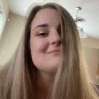 Marta Hull's Instagram, Twitter & Facebook