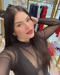 Sherlyn Collins's Instagram, Twitter & Facebook