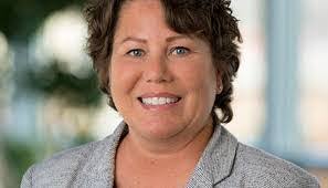 Terry Nies's Instagram, Twitter & Facebook