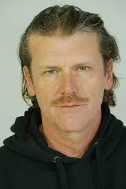 Robert Madison tra serie Netflix e film