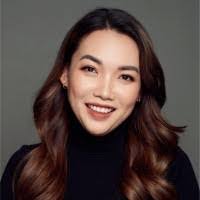 Amber Phung's Instagram, Twitter & Facebook