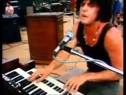 Larry from los angeles, caeven though he was high on something, carlos santana definitely pulled it off on this version of soul sacrifice! Santana Soul Sacrifice Woodstock 1969 Youtube