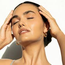 Katelyn Mackey's Instagram, Twitter & Facebook