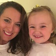 Jennie Townsend's Instagram, Twitter & Facebook