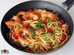 Pates Aux Crevettes Tomates Et Basilic Pates Crevettes Recette Pate Recette De Plat