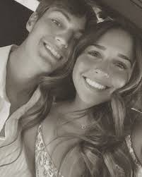 Counting down the days until graduation 🤭