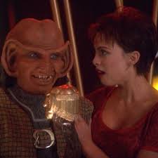From Slug-o Cola To Unicorn Dog, 'Star Trek: Lower Decks' Easter Eggs In  “Parth Ferengi's Heart Place”