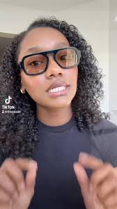 @elisajohnson.co Jane mini sunglasses are IT! 🔥The quality is amazing and  they are so comfortable on! #elisajohnson #elisajohnsonsunglasses  #elisajohnsonjanemini