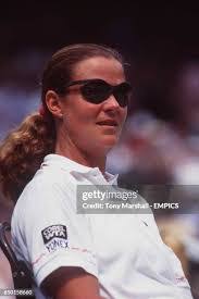 Pam Marshall's Instagram, Twitter & Facebook