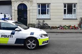 Politiet bistår hovedredningssentralen i søk etter to voksne personer som er savnet utenfor kysten ved lindesnes. Omar El Hussein Blev Ramt Af 29 Skud Fra Politiets Aktionsstyrke Indland Dr