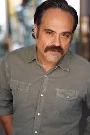 Justin Meeks's Instagram, Twitter & Facebook