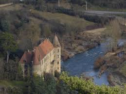 Le Chateau De Lavoute Sur Loire Loire Chateau Haute Loire