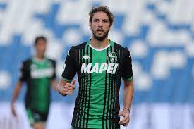 Latest on sassuolo midfielder manuel locatelli including news, stats, videos, highlights and more on espn. Sassuolo Open To Keeping Locatelli For Another Season As Juventus Struggle To Afford Him Juvefc Com
