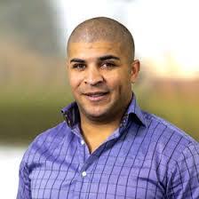 Everett Farr's Instagram, Twitter & Facebook