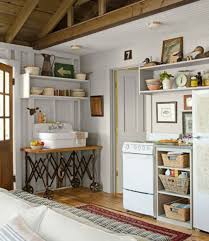 40 Amazing Small Lake House Decorating Concept Freshouz Com Lake House Kitchen Small Lake Houses Cottage Kitchens