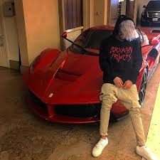 3954888 justin justin bieber was thrilled when he got his customized neon blue ferrari 458 italia in august last year but alas familiarity breeds contempt and the canadian pop star apparently managed. Justin Bieber Debuted Some My Little Pony Hair This Weekend Gq