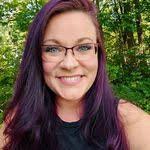 Christine Mifflin's Instagram, Twitter & Facebook