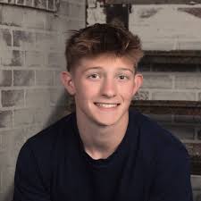 The top sales reps don't win because they're smarter, they win because they  move faster. A strong sense of urgency builds pipeline, closes deals and  crushes competitors in real time.