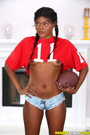 Yara Skye - Bio, Life & Pics | Ebony Porn Star