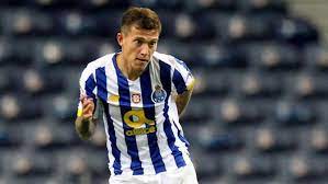 View more information more pages. A Bola Liverpool Usa Grujic Como Trunfo Para Otavio Fc Porto