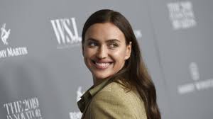 Reddit gives you the best of the internet in one place. Irina Shayk Halbnackt Pralle Po Parade Hier Lasst Das Model Die Blanken Backen Blitzen News De