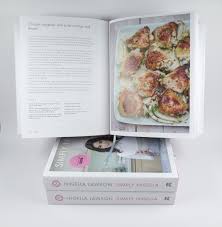 Check spelling or type a new query. Simply Nigella Feel Good Food Lawson Nigella Oikawa Keiko Amazon De Bucher