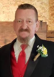 Kristopher Bradley's Instagram, Twitter & Facebook