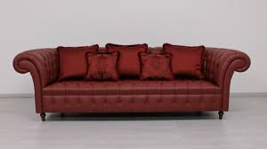 A wide range of bespoke fabric sofas are available made to order in your choice of over 100 different fabrics. Sofa Im Englischen Chesterfield Stil Idfdesign