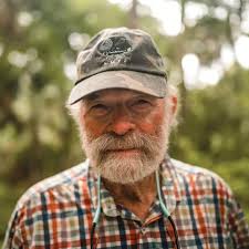 The AMFF was saddened to learn of the passing of the great sporting artist  John Swan, whose work has long been a staple