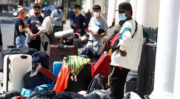Refugees face winter on streets as UK clears asylum backlog | Context by TRF