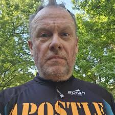 I discovered gravel riding and I love it. I have a canondale gravel bike.