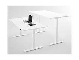 Der manuell verstellbare schreibtisch oder ein elektrisch höhenverstellbares tischgestell können ebenfalls in eigenregie gebaut werden. Elektrisch Hohenverstellbarer Schreibtisch Dpj Workspace