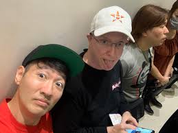 Happy hour at Mountain Mike's……￼