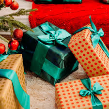 Ask your teen to sit down and plan out a list of gifts for all family members and friends. The Best Christmas Gifts For Teenagers 2020