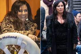 The kat slater actress joined pals at the eighth birthday party for. Jessie Wallace Gemacht Rassig Halse Ich Weiss Sie Wollen Etwas Von Mir Bevor Eastenders Suspension Aktuelle Boulevard Nachrichten Und Fotogalerien Zu Stars Sternchen