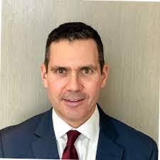 Robert Specter's Instagram, Twitter & Facebook