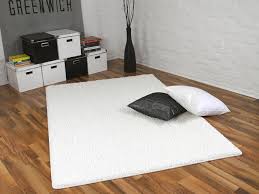 Dieser teppich ist angenehm weich und warm. Teppich Hochflor Shaggy Premio Weiss Kaufen Bei Teppichversand24