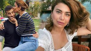 16 yaşında model olarak podyumlarda yer almaya başladı. Savciliktan Ebru Sanci Ya Kotu Haber Yeni Istiklal