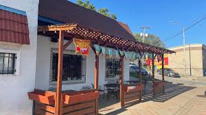 Paint and SIp Lilly's Cantina reopening on Kansas City's West Side | Kansas City Star